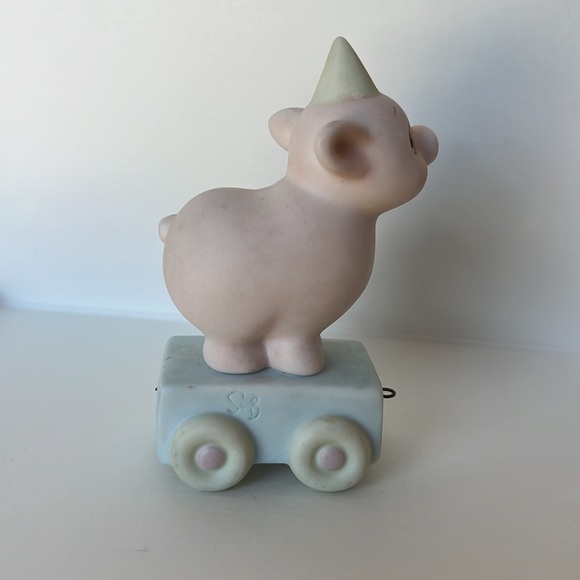 Precious Moments Heaven Bless Your Special Day Year 3 Pig Birthday Train Piece - Picture 3 of 5